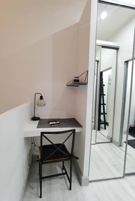T2 Appartement Lumineux A La Joliette Marseille Ngoại thất bức ảnh